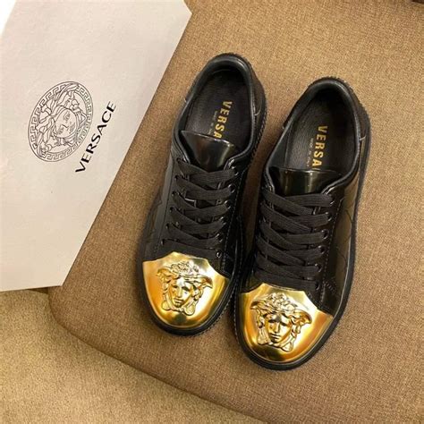 versace shoes viet nam